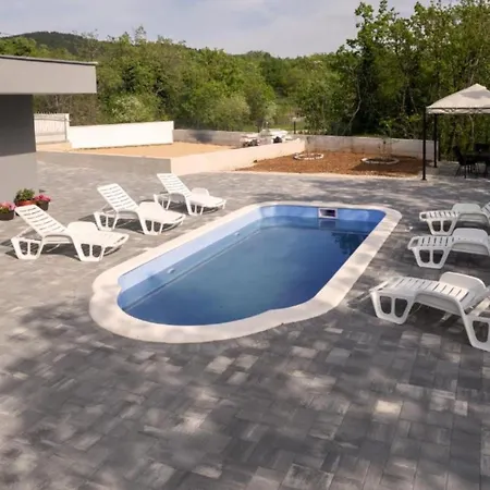 Peace Oasis Villa Lovreć